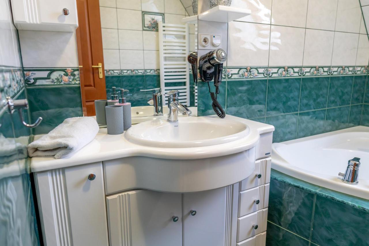 Bylinkowa Jacuzzi & Sauna Poronin
