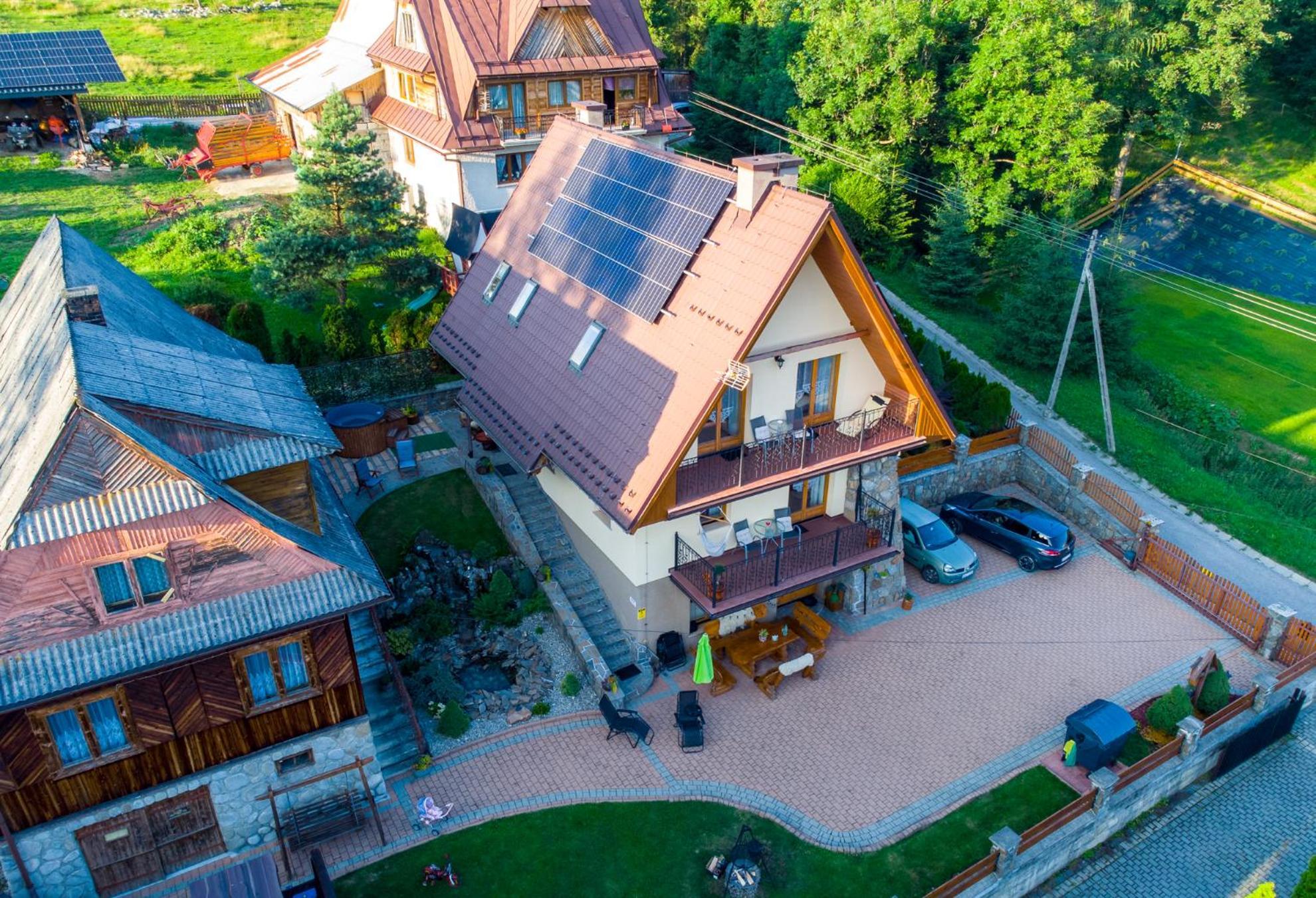 Bylinkowa Jacuzzi & Sauna Chalet